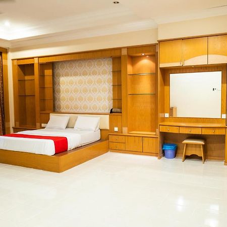 Mk Homestay Wakaf Che Yeh With Bathtub - Max 14 Pax Kota Bharu Zewnętrze zdjęcie