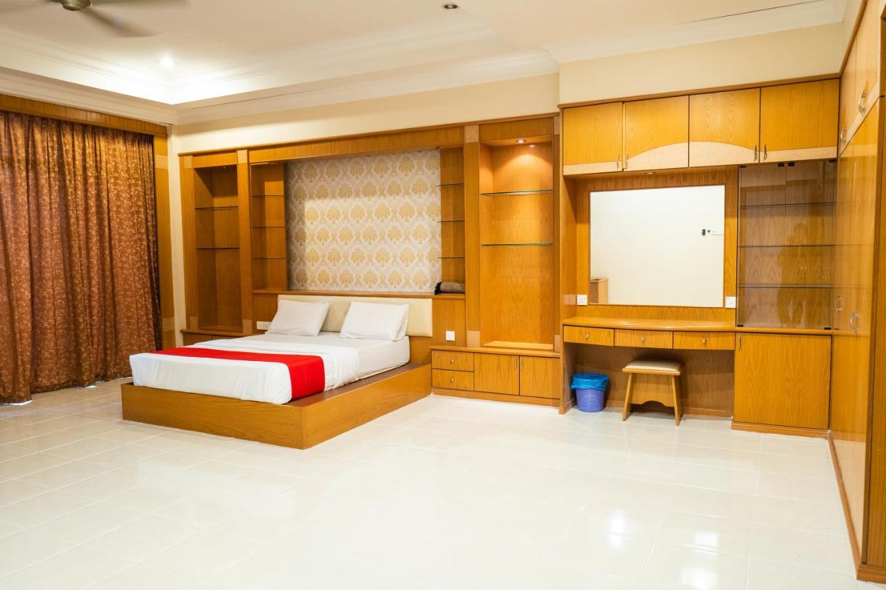 Mk Homestay Wakaf Che Yeh With Bathtub - Max 14 Pax Kota Bharu Zewnętrze zdjęcie