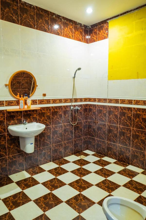 Mk Homestay Wakaf Che Yeh With Bathtub - Max 14 Pax Kota Bharu Zewnętrze zdjęcie