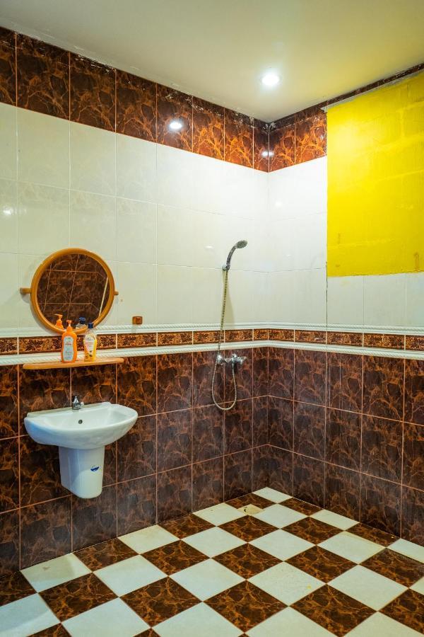 Mk Homestay Wakaf Che Yeh With Bathtub - Max 14 Pax Kota Bharu Zewnętrze zdjęcie